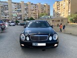 Mercedes E 240-10