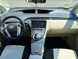 Toyota Prius-15