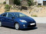 Toyota Prius-5