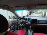 Honda Insight-5