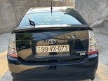 Toyota Prius-4
