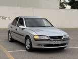 Opel Vectra-14