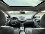 Hyundai Elantra-8