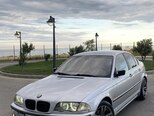 BMW 320-1