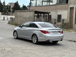 Hyundai Sonata-11