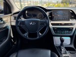 Hyundai Sonata-14