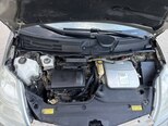 Toyota Prius-16
