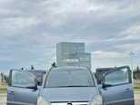 Opel Zafira-1