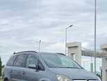 Opel Zafira-13
