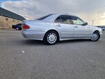 Mercedes E 200-3