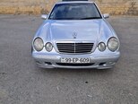 Mercedes E 200-1