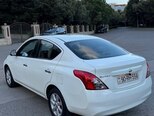 Nissan Sunny-7
