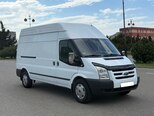 Ford Transit-5