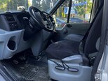 Ford Transit-5