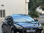 Hyundai Elantra-3