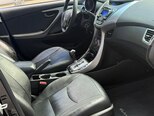 Hyundai Elantra-13