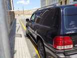 Lexus LX 470-10