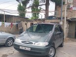 Ford Galaxy-1