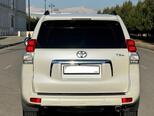 Toyota Land Cruiser Prado-5