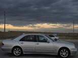 Mercedes E 240-6