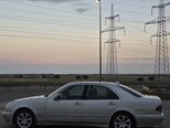 Mercedes E 240-7