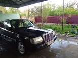 Mercedes 230 E-2