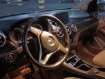 Mercedes B 200-3