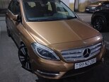 Mercedes B 200-1