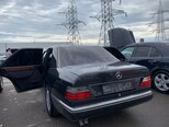Mercedes 200 E-2