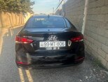Hyundai Accent-2