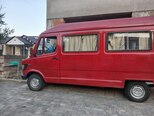 Mercedes 210 D-6