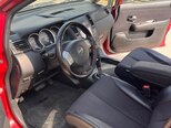 Nissan Tiida-7