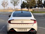 Hyundai Sonata-3