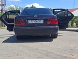 Mercedes E 220-5