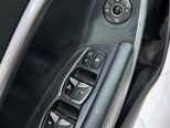 Hyundai Santa Fe-15