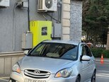 Hyundai Accent-2