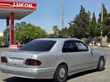 Mercedes E 320-4