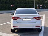 Hyundai Sonata-5
