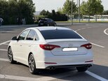 Hyundai Sonata-6