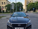 Hyundai Sonata-1