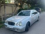 Mercedes E 200-1