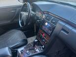 Mercedes E 200-4