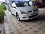 Mitsubishi Grandis-11