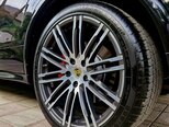 Porsche Cayenne GTS-18