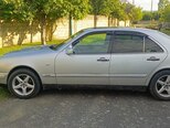 Mercedes E 200-4