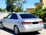 Hyundai Sonata-6