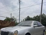 Mercedes E 290-2