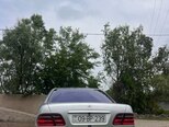 Mercedes E 290-4