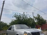 Mercedes E 290-3