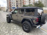 Jeep Wrangler-12